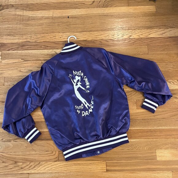 Purple Vintage North Shore Dance Studio Lined Nylon Jacket – Unisex Small - Picture 1 of 5